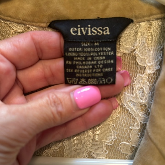 Eivissa Button Up Lace Ruffled Cropped Jacket - Picture 5 of 9